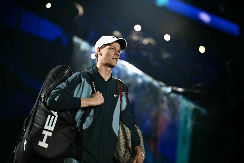 Italienske Jannik Sinner har vært verdens beste tennisspiller hele året, og startet også med seier i sin første kamp av ATP-sluttspillet i Torino Italienske Jannik Sinner har vært verdens beste tennisspiller hele året, og startet også med seier i sin første kamp av ATP-sluttspillet i Torino