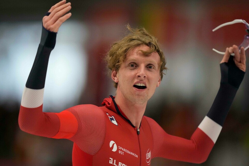 Sander Eitrem ble nummer to på 1500-meteren i verdenscuppremieren. Her er han fra forrige sesong. Sander Eitrem ble nummer to på 1500-meteren i verdenscuppremieren. Her er han fra forrige sesong. Foto: Matthias Schrader / AP / NTB