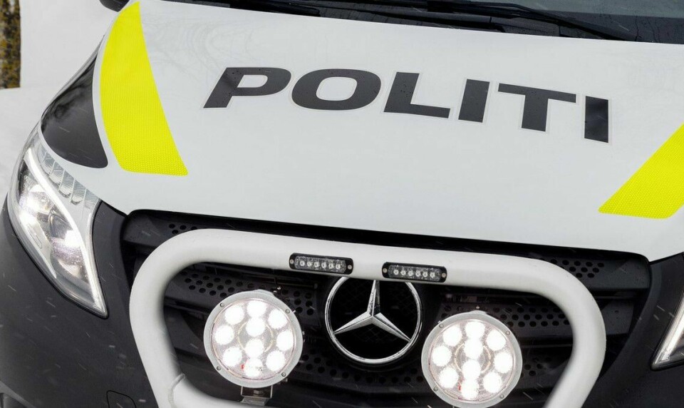 Illustrasjonsfoto. Politibil - Svartemarje (etter engelsk Black Maria, av ukjent opprinnelse), iblant også bare kalt maje, er en kassevogn som brukes som politibil til transport av flere arrestanter samtidig.EmneknaggerpolitibilerillustrasjonsfotopolitiutrykningspolitivinterPolitibil - Svartemarje (etter engelsk Black Maria, av ukjent opprinnelse), iblant også bare kalt maje, er en kassevogn som brukes som politibil til transport av flere arrestanter samtidig.Ski 20180214. Politibil - Svartemarje (etter engelsk Black Maria, av ukjent opprinnelse), iblant også bare kalt maje, er en kassevogn som brukes som politibil til transport av flere arrestanter samtidig. Modellklarert redaksjonell bruk. Foto: Gorm Kallestad / NTB