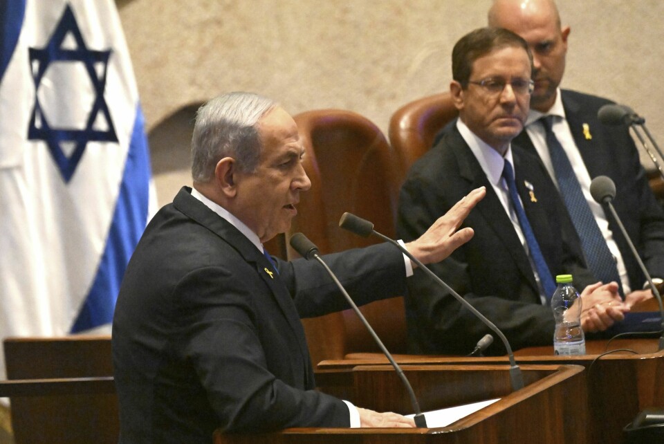 Israels statsminister Benjamin Netanyahu, her i nasjonalforsamlingen Knesset i slutten av oktober. Israels statsminister Benjamin Netanyahu, her i nasjonalforsamlingen Knesset i slutten av oktober. Foto: Debbie Hill/Pool Photo via AP / NTB