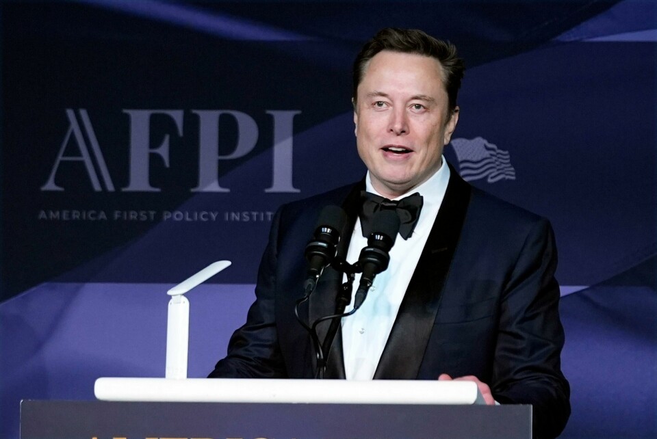 Tesla-eier og milliardær Elon Musk leter etter personer med høy IQ som kan jobbe gratis for ham. Foto: Alex Brandon / AP / NTB Tesla-eier og milliardær Elon Musk leter etter personer med høy IQ som kan jobbe gratis for ham. Foto: Alex Brandon / AP / NTB