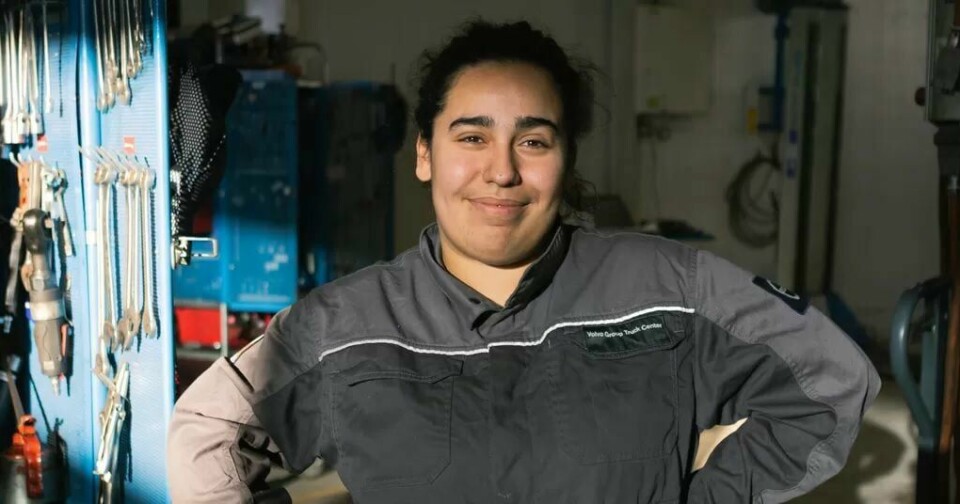 Ayat Saeid er tillitsvalgt ved læreplassen Volvo Truck Center Rud. Ayat Saeid er tillitsvalgt ved læreplassen Volvo Truck Center Rud.