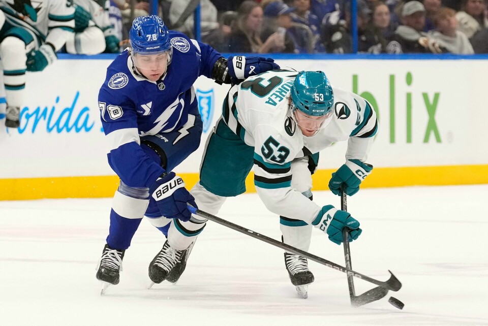 Emil Lilleberg og Tampa Bay Lightning hadde full kontroll på San Jose Sharks. Emil Lilleberg og Tampa Bay Lightning hadde full kontroll på San Jose Sharks. Foto: Chris O'Meara / AP / NTB