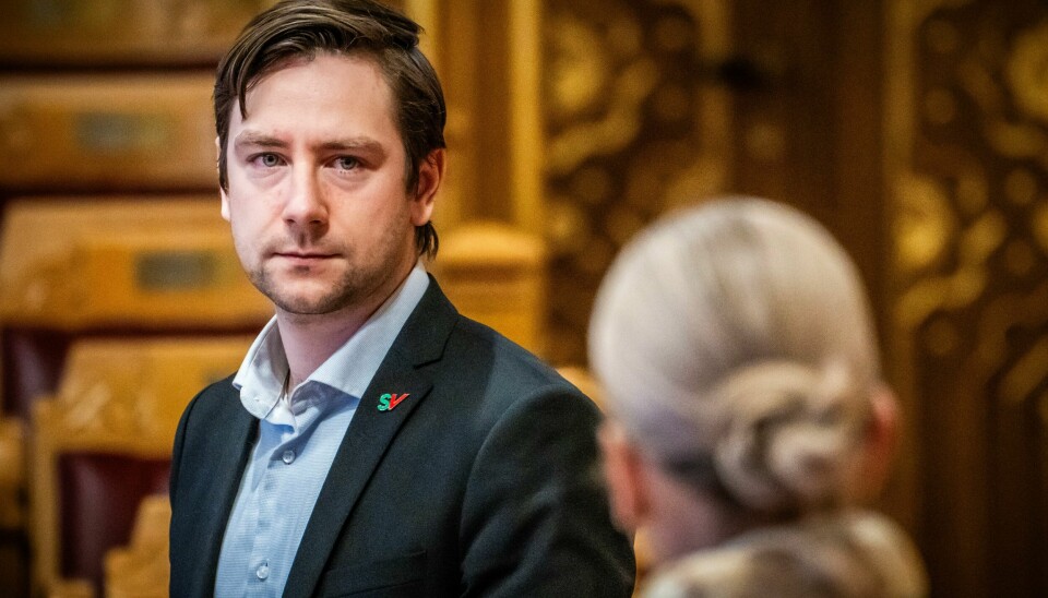 Andreas Sjalg Unneland. SVs Andreas Sjalg Unneland (SV) forstår ikke at regjeringspartiene og Høyre trenger mer tid til å vurdere et forbud mot overgrepsmateriale mot dyr. Foto: Ole Berg-Rusten / NTB