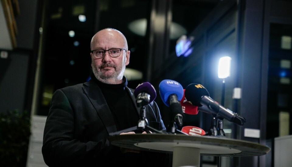 Politiadvokat Thomas Blom møter pressen i PSTs lokaler i Nydalen for å kommentere fengslingen av den spionsiktede.Foto: Stian Lysberg Solum / NTB Politiadvokat Thomas Blom møter pressen i PSTs lokaler i Nydalen for å kommentere fengslingen av den spionsiktede.Foto: Stian Lysberg Solum / NTB