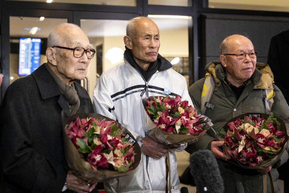 Representantene for årets Nobels fredsprisvinner Nihon Hidankyo: Terumi Tanaka, Toshiyuki Mimaki og Shigemitsu Tanaka ankom Gardermoen søndag kveld. Gardermoen 20241208. Representantene for årets Nobels fredsprisvinner Nihon Hidankyo Terumi Tanaka, Shigemitsu Tanaka og Toshiyuki Mimaki ankom Gardermoen søndag kveld.Foto: Amanda Pedersen Giske / NTB