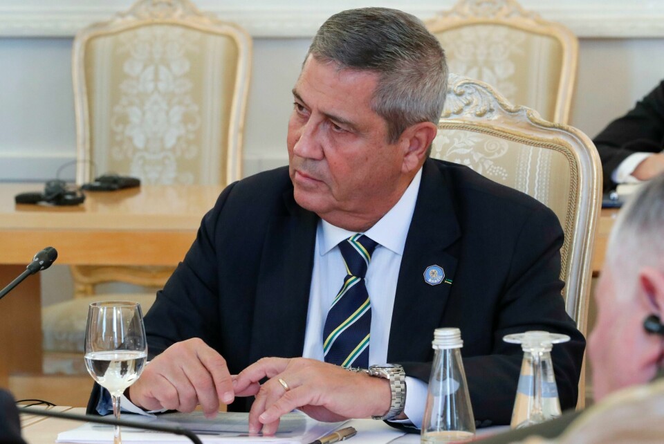 Brasils tidligere forsvarsminister Walter Souza Braga Netto i et møte i Moskva den gang han var en del av regjeringen. Brasils tidligere forsvarsminister Walter Souza Braga Netto i et møte i Moskva den gang han var en del av regjeringen. Foto: Shamil Zhumatov / Pool Photo via AP / NTB