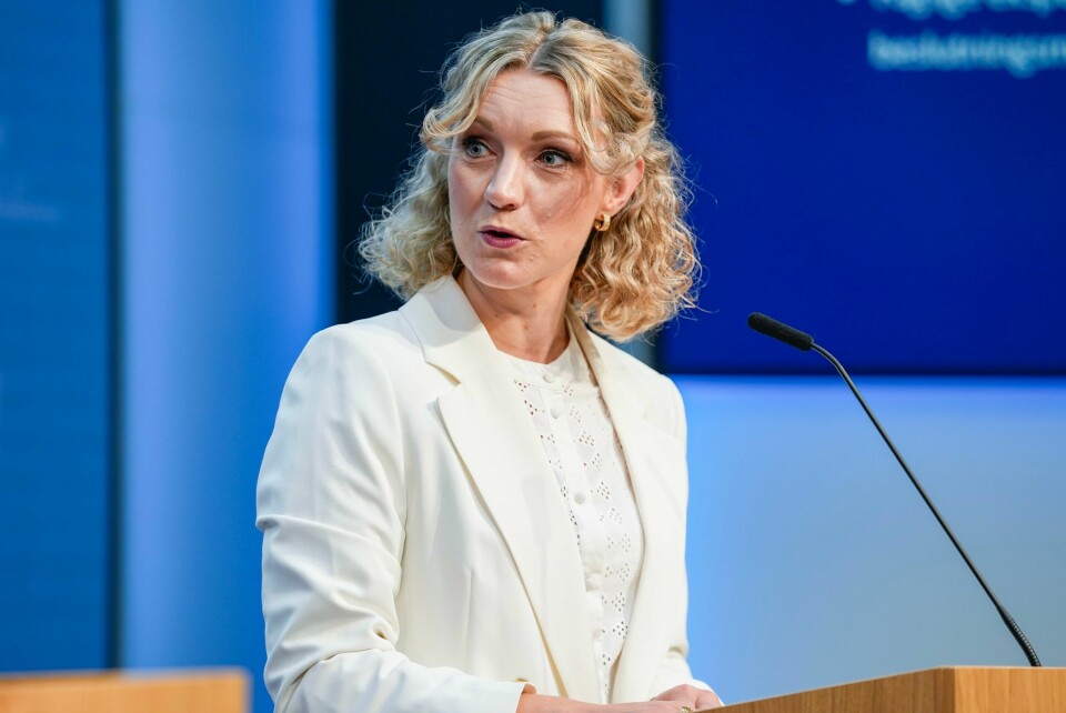 Digitaliserings- og forvaltningsminister Karianne Tung (Ap) kaller avvikene i klagehandlingen hos Statsforvalteren i Østfold, Buskerud, Oslo og Akershus alvorlige. Digitaliserings- og forvaltningsminister Karianne Tung (Ap) jobber med å finne løsninger for aldersverifisering.