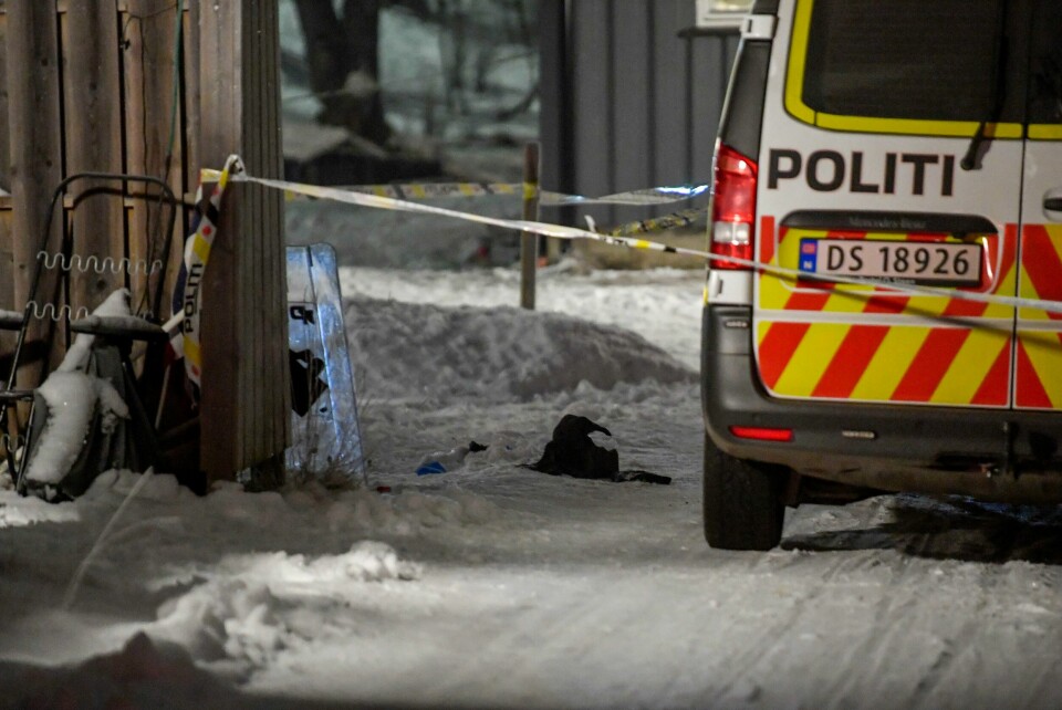 Ifølge politiet var det ikke langt unna at knivstikkingen på Jessheim kunne blitt fatal. En politimann ble knivstukket under en politiaksjon på Jessheim tirsdag. Gjerningspersonen ble skutt av politiet.Foto: Annika Byrde / NTB