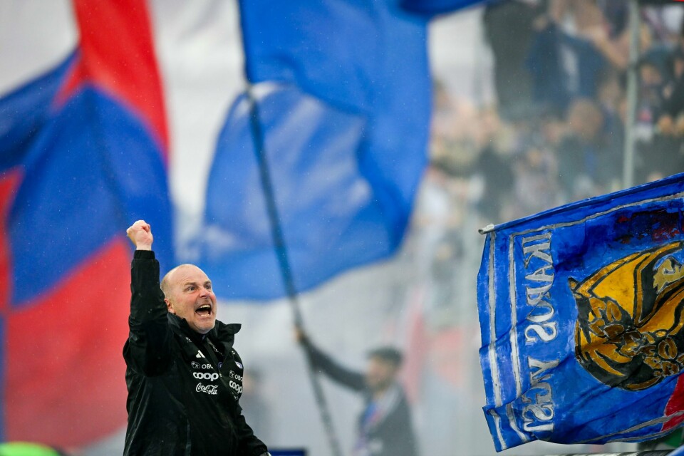 Geir Bakke og Vålerenga tar imot Viking i sin første kamp i comebacket til Eliteserien 2025. Vålerenga-trener Geir Bakke kunne juble for seier mot Lyn lørdag. Foto: Annika Byrde / NTB