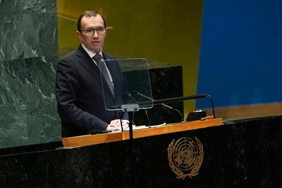 Norge har fått flertall i FNs hovedforsamling for et forslag om å be Den internasjonale domstolen (ICJ) vurdere om Israel bryter folkeretten ved å nekte palestinerne tilstrekkelig nødhjelp og bistand. Her fra da utenriksminister Espen Barth Eide (Ap) holdt innlegg i hovedforsamlingen i september. Norges utenriksminister Espen Barth Eide (Ap) fikk applaus fra salen da han tok til orde for at også resten av FNs medlemsland anerkjenner Palestina som stat. Foto: Pamela Smith / AP / NTB