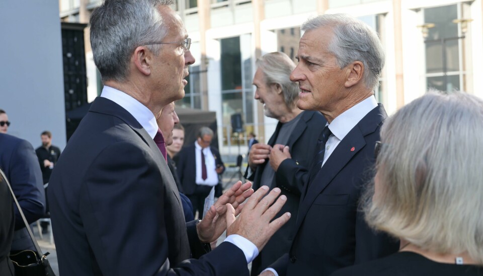 Nato leder Jens Stoltenberg og Ap-leder Jonas Gahr Støre før minnemarkeringen ti år etter terrorangrepet 22. juli 2011. Foto: Nato leder Jens Stoltenberg og Ap-leder Jonas Gahr Støre før minnemarkeringen ti år etter terrorangrepet 22. juli 2011. Foto: Geir Olsen / NTB / POOL