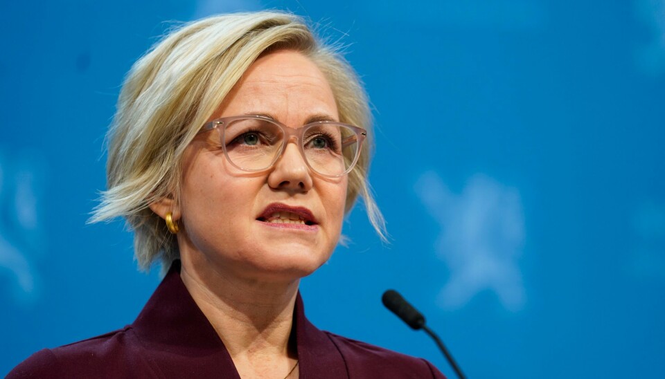 Når helseminister Ingvild Kjerkol i denne uken skal fortelle hvilke tiltak som skal videreføres, er hun nødt til å levere en argumentasjon som er forståelig, skriver Helge Simonnes. Når helseminister Ingvild Kjerkol i denne uken skal fortelle hvilke tiltak som skal videreføres, er hun nødt til å levere en argumentasjon som er forståelig, skriver Helge Simonnes.