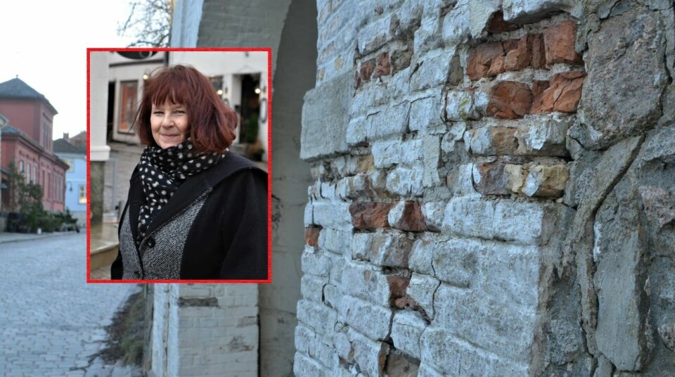 Forfallet av Gamlebyens vollporter, og en ny turistsesong uten utbedringer, har reiselivssjef Maya Nielsen kun én kommentar til:– Det tenker jeg er trist, og ikke Gamlebyen verdig!