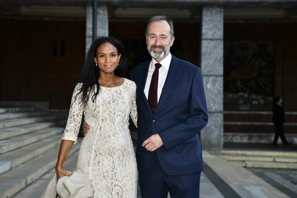 Trond Giske (Ap) og kona Haddy N'jie før Stortingets avslutningsmiddag i høst. Nå er de to blitt foreldre til en liten datter. Trond Giske (Ap) og kona Haddy N'jie før Stortingets avslutningsmiddag i høst. Nå er de to blitt foreldre til en liten datter. Foto: Naina Helen Jåma / NTB