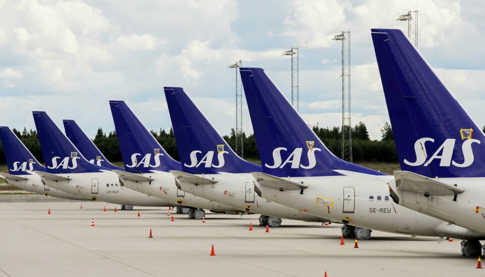 SAS er en stor aktør ved Oslo lufthavn Gardermoen. Flyselskapet har totalt sett en flåte på 129 fly, og har dessuten bestilt 38 fly som er planlagt levert i løpet av de nærmeste årene. SAS er en stor aktør ved Oslo lufthavn Gardermoen. Flyselskapet har totalt sett en flåte på 129 fly, og har dessuten bestilt 38 fly som er planlagt levert i løpet av de nærmeste årene.