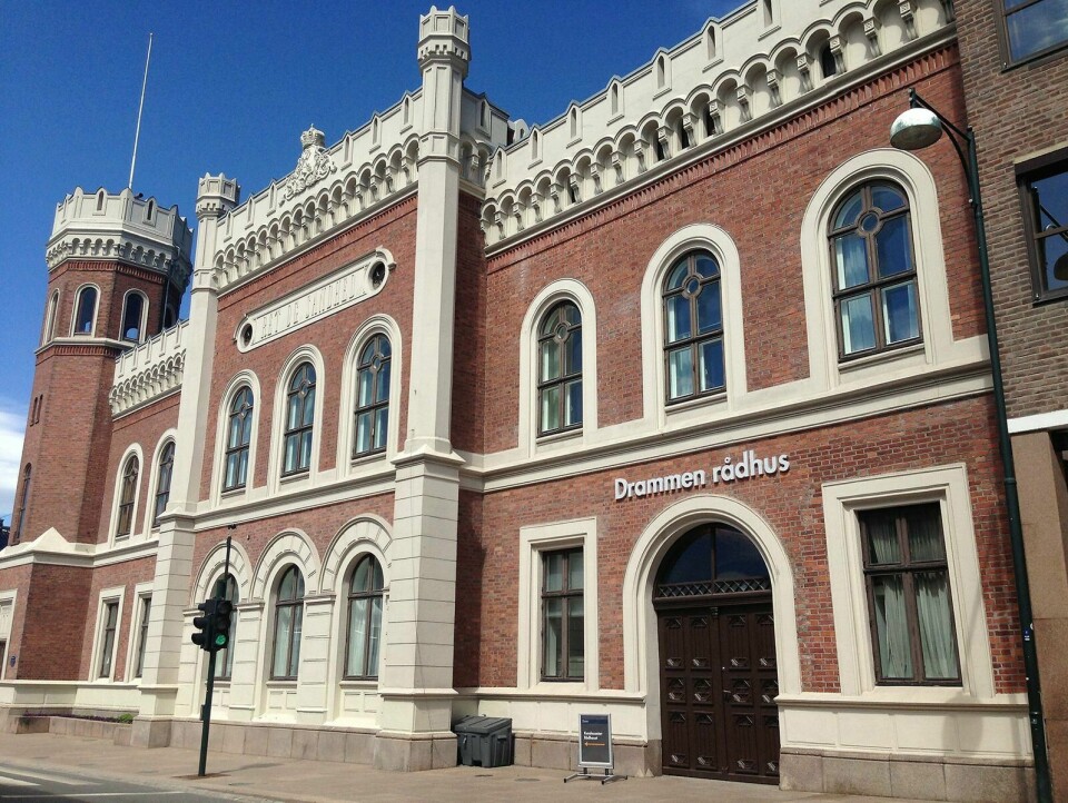 MÅ DISKUTERES: Forskning fra arbeidslivet viser at det å ha minoritetsbakgrunn skaper flere barrierer sammenlignet med det å komme fra majoritetsbefolkningen. Systemer og strukturer som lett arves må adressere og debatteres. FOTO: KATRINE STRØM