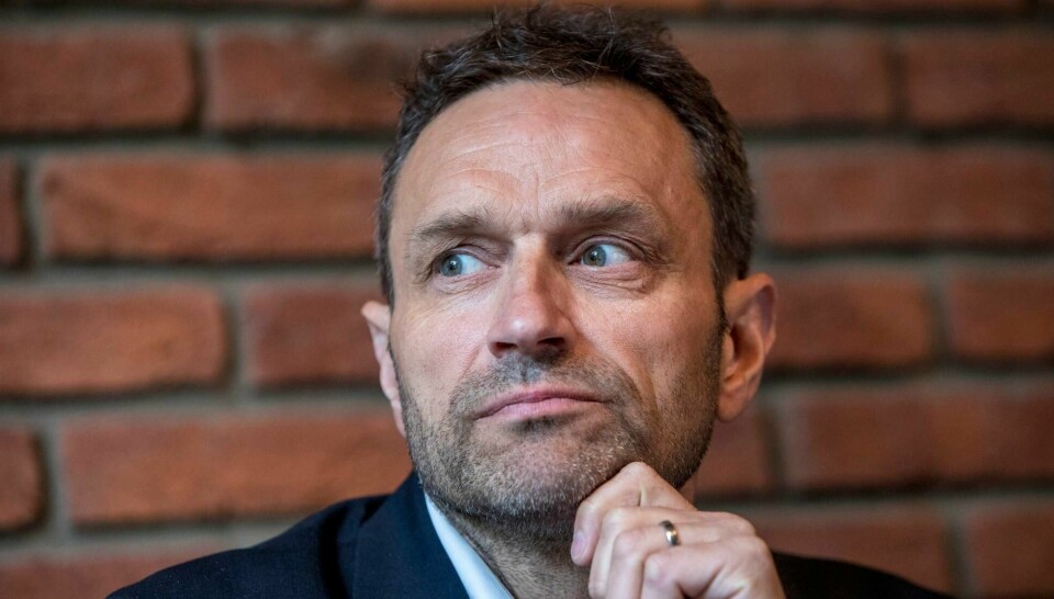 Nasjonal talsperson i Miljøpartiet De Grønne (MDG) har Arild Hermstad vil fungere som vikar for miljøbyråd Lan Marie Berg mens hun er ute i foreldrepermisjon fra påske og fram til over sommeren.