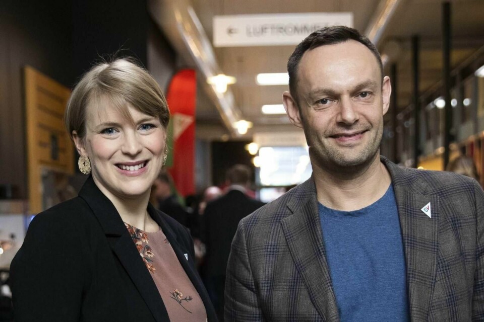 Kari Elisabeth Kaski og Torgeir Knag Fylkesnes var i duell om nestledervervet i SV i helgen. Fylkesnes ble partiets nye nestkommanderende. Foto: Berit Roald, NTB Scanpix
