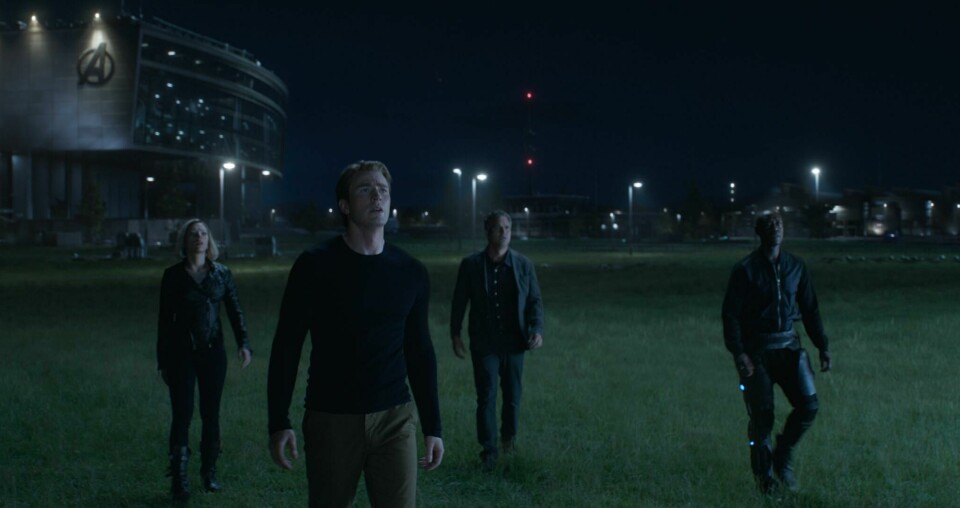 Marvel Studios' AVENGERS: ENDGAME..L to R: Black Widow/Natasha Romanoff (Scarlett Johansson), Captain America/Steve Rogers (Chris Evans), Bruce Banner (Mark Ruffalo), and War Machine/James Rhodes (Don Cheadle)..Photo: Film Frame..©Marvel Studios 2019 Marvel Studios' AVENGERS: ENDGAME..L to R: Black Widow/Natasha Romanoff (Scarlett Johansson), Captain America/Steve Rogers (Chris Evans), Bruce Banner (Mark Ruffalo), and War Machine/James Rhodes (Don Cheadle)..Photo: Film Frame..©Marvel Studios 2019