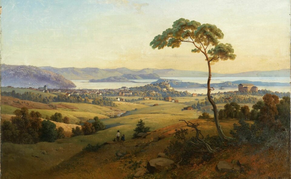 Christiania sett fra Korpehaugen, fra 1823 den nye Nattmannshaugen. Stank og klager førte til at nattmannens tilholdssted ble flyttet lenger ut av byen, men i 1864 klaget naboene på uutholdelig stank fra nedgravde dyrekadavre og gjødselhauger. Midt på bildet i bakgrunnen ligger Akershus halvveis skjult av trær. Til høyre er Slottet med høyt tak før ombygging. Maleri av Joachim Frich. Christiania sett fra Korpehaugen, fra 1823 den nye Nattmannshaugen. Stank og klager førte til at nattmannens tilholdssted ble flyttet lenger ut av byen, men i 1864 klaget naboene på uutholdelig stank fra nedgravde dyrekadavre og gjødselhauger. Midt på bildet i bakgrunnen ligger Akershus halvveis skjult av trær. Til høyre er Slottet med høyt tak før ombygging. Maleri av Joachim Frich.