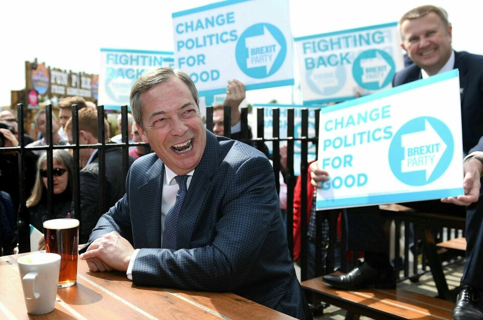 Nigel Farage har lenge kjempet mot EU. Nå står han i spissen for det nystartede Brexit-partiet. Her driver han valgkamp i Clacton onsdag denne uka.