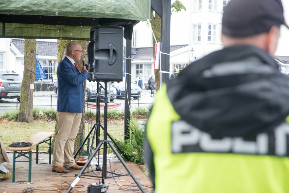 Hans Lysglimt Johansen på stand for Alliansen på Arendalsuka i fjor. Der får han en talerstol også i år. FOTO: TERJE PEDERSEN/NTB SCANPIX