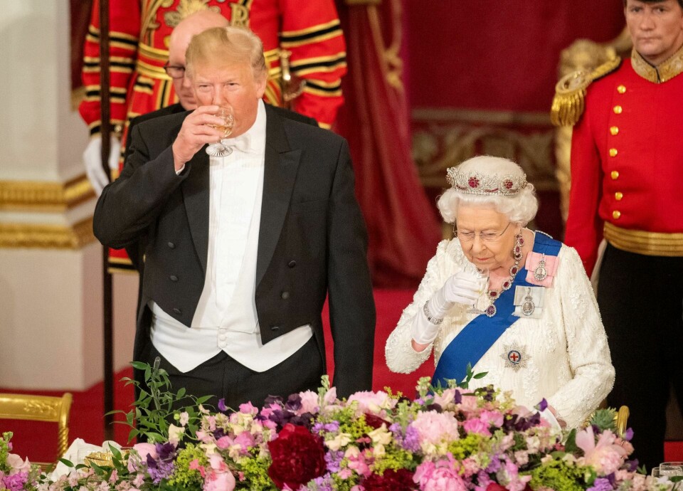 BANKETT: Trump på banketten i Buckingham Palace med dronning Elizabeth mandag. FOTO: NTB SCANPIX BANKETT: Trump på banketten i Buckingham Palace med dronning Elizabeth mandag. FOTO: NTB SCANPIX