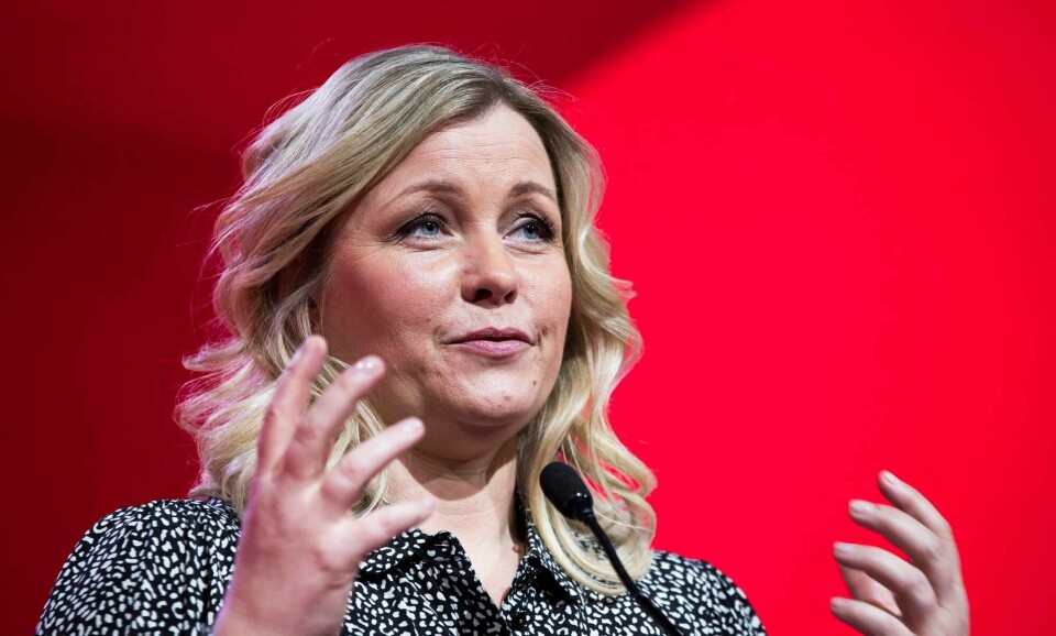 Partisekretær i Arbeiderpartiet Kjersti Stenseng sier at Ap må vurdere i hvor stor grad partiet skal delta på Arendalsuka, dersom Alliansen og SIAN får delta.