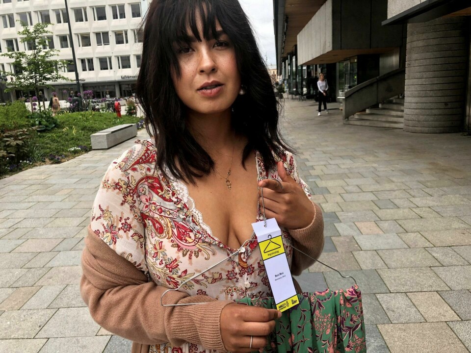 Maria Mena fra Oslo gir bort en sommerkjole av merket Faithfull The Brand til abortkampanjen til Tise og Amnesty International. Maria Mena fra Oslo gir bort en sommerkjole av merket Faithfull The Brand til abortkampanjen til Tise og Amnesty International.