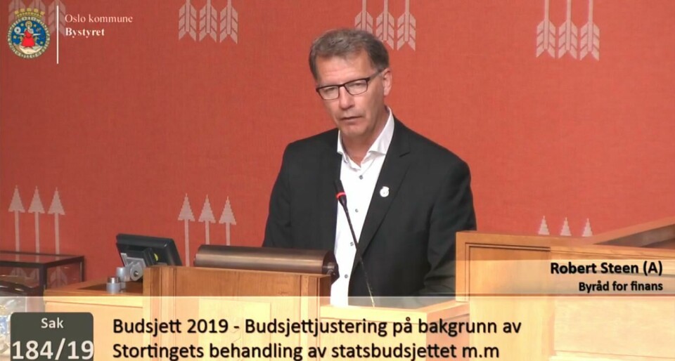Finansbyråd Robert Steen fikk et budsjett med færre utgifter og flere inntekter etter bystyremøtet i kveld. Finansbyråd Robert Steen fikk et budsjett med færre utgifter og flere inntekter etter bystyremøtet i kveld.