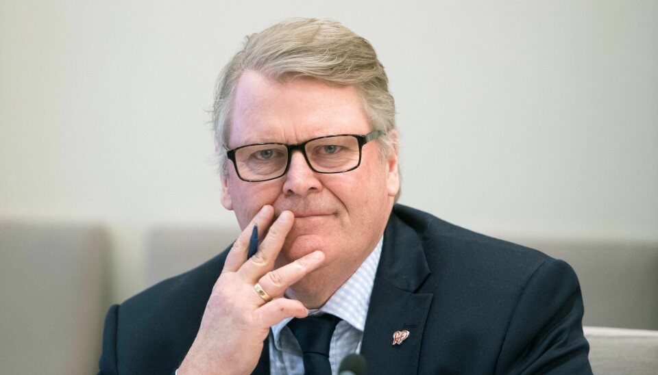 At samfunnet skal legge inn begrensninger når det gjelder et personlig valg, er å gå for langt i et demokrati som vårt, sier KrFs Hans Fredrik Grøvan.