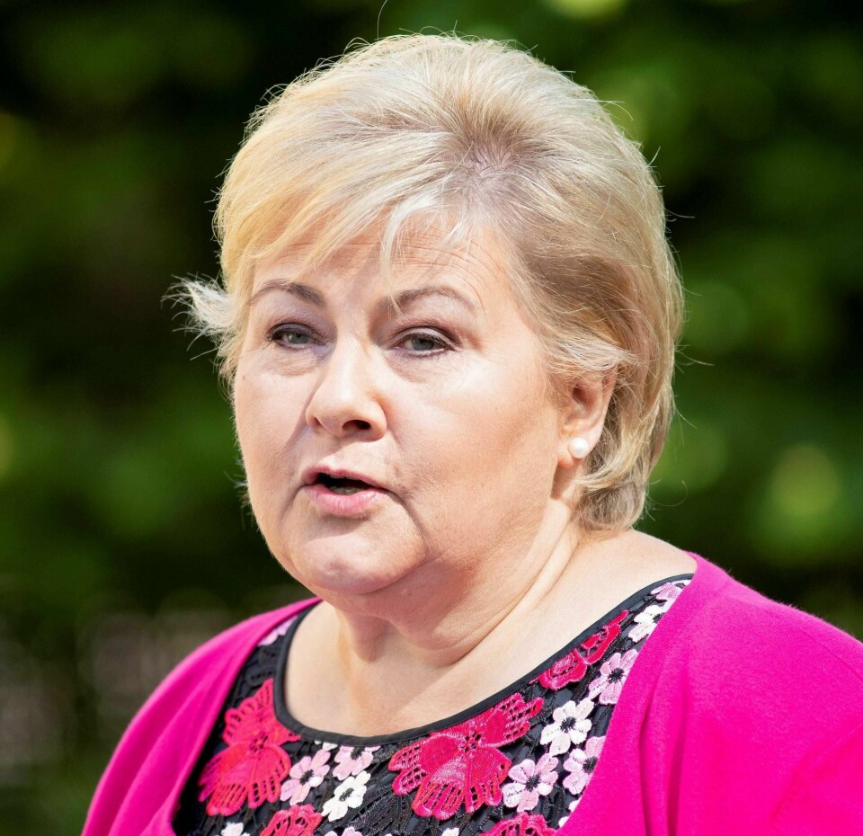 Erna Solberg (H) på sin avsluttende pressekonferanse før sommeren i går.