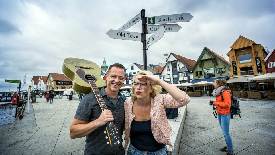 Heine Totland skal ta gitaren sin flittig i bruk under Gladmat. Med seg på lagen har han i år musikeren Hanne Vasshus. FOTO: ROY STORVIK