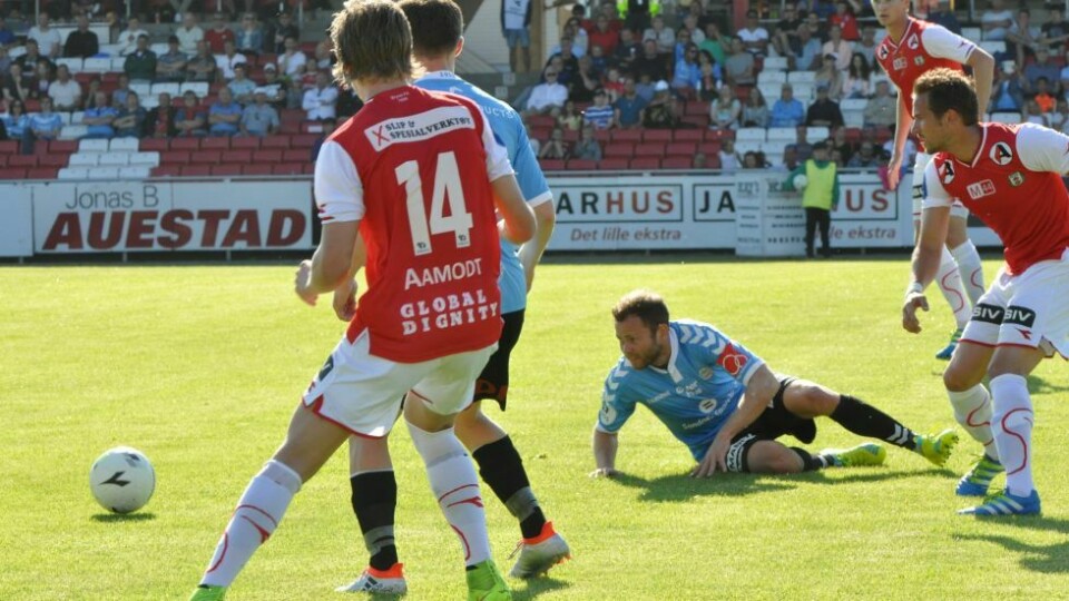 Sandnes Ulf og Bryne møtes til dyst i kveld. Her fra det omvendte møtet i mai. Foto: Erik Sergio Auklend.