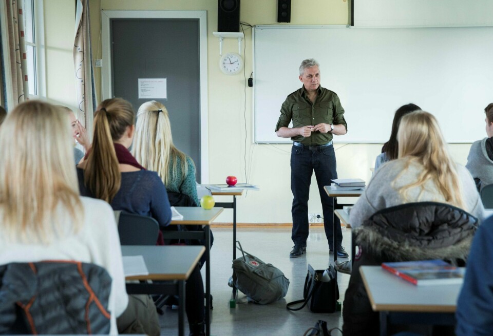 Underfinansiering av elever i Osloskolen gir flere elever i klasserommet og færre lærere.