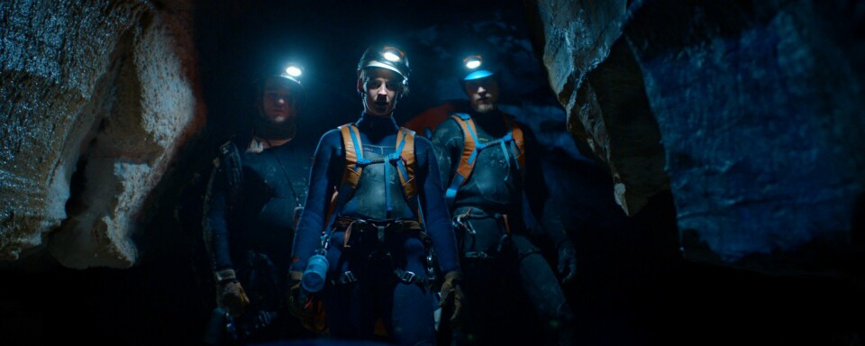Henrik Martin Dahlsbakken imponerer i nok en sjangerøvelse, ekstremsportthrilleren «Cave». FOTO: Another World Entertainment Norway/FilmBros