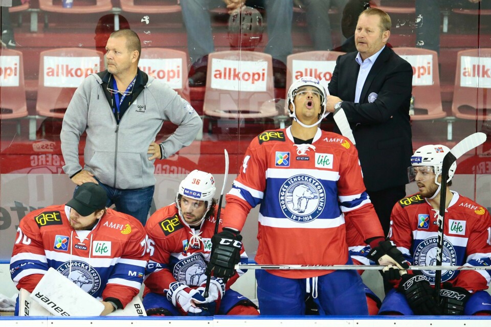 Det blir garantet nytt drama på Jordal søndag. .Foran fv: keeper Steffen Søberg, Mats Zuccarello, Andreas Martinsen og Eirik Salsten. Bak: landslagssjef Petter Thoresen (th).
