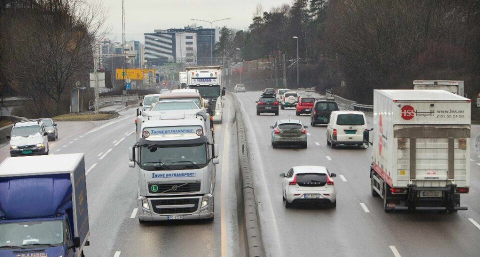 Lavutslippssonene kan bli et effektivt virkemiddel, ikke bare med tanke på lokal luftforurensning, men også for å få ned utslippene av klimagasser. Det forutsetter at bensinbilene ikke slipper unna gebyr, slik det nå er lagt opp til, påpeker Zero-leder Marius Holm.