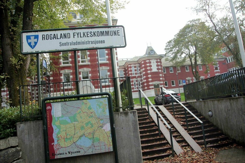 – Eit sterkt vestland skjer ikkje ved å svekke folkestyret og fordele/flytte på dagens oppgåver og ansvar, skriver Geir Pollestad, Kjersti Toppe og Liv Signe Navarsete. Foto: Pål Karstensen