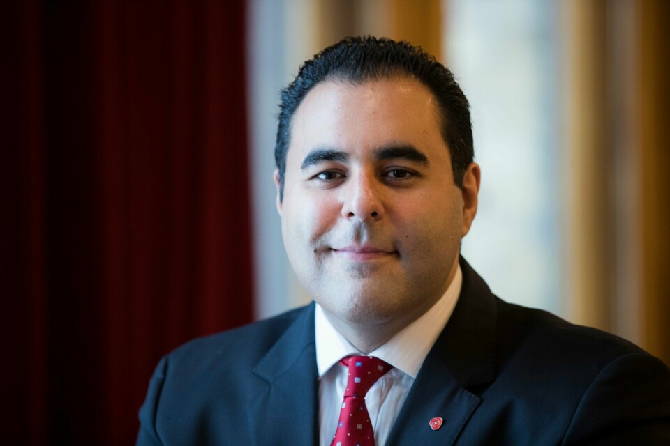 Innvandringspolitisk talsperson Masud Gharahkhani (Ap), varsler at partiet vil stramme inn innvandringspolitikken.