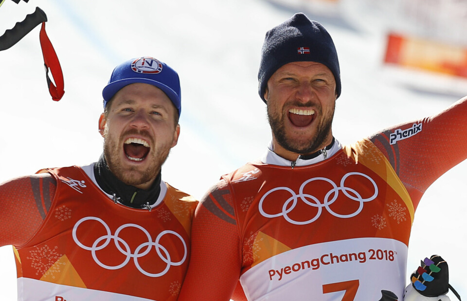 Verdens beste utforduo, Kjetil Jansrud og Aksel Lund Svindal etter dobbeltseieren i natt. Verdens beste utforduo, Kjetil Jansrud og Aksel Lund Svindal etter dobbeltseieren i natt.