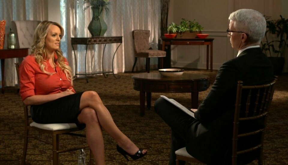 Pornostjernen Stormy Daniels forteller i et intervju om sitt påståtte forhold til president Donald Trump.
