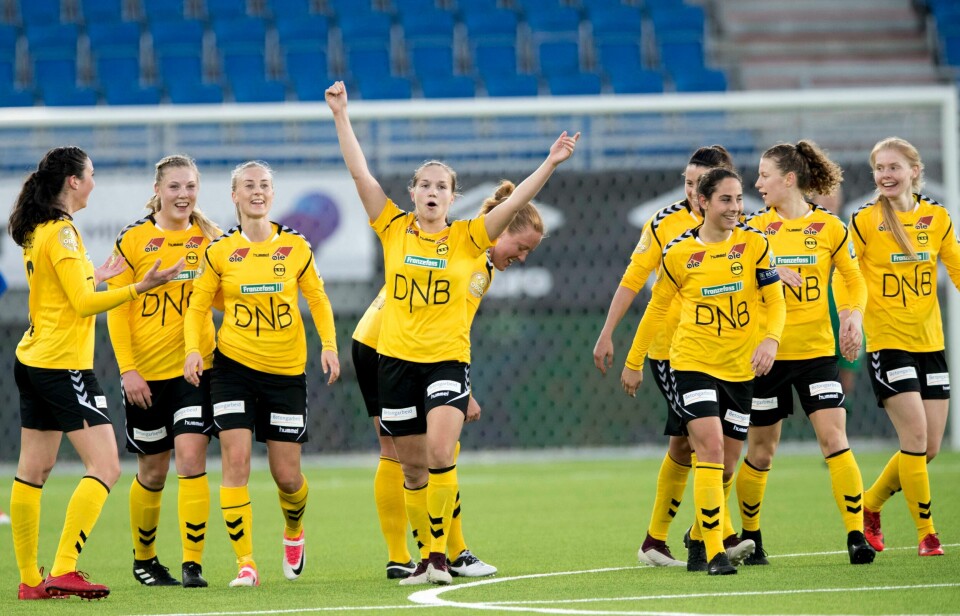 Guro Reiten ( midten) med dagens scoring på Intility arena. Guro Reiten ( midten) med dagens scoring på Intility arena.