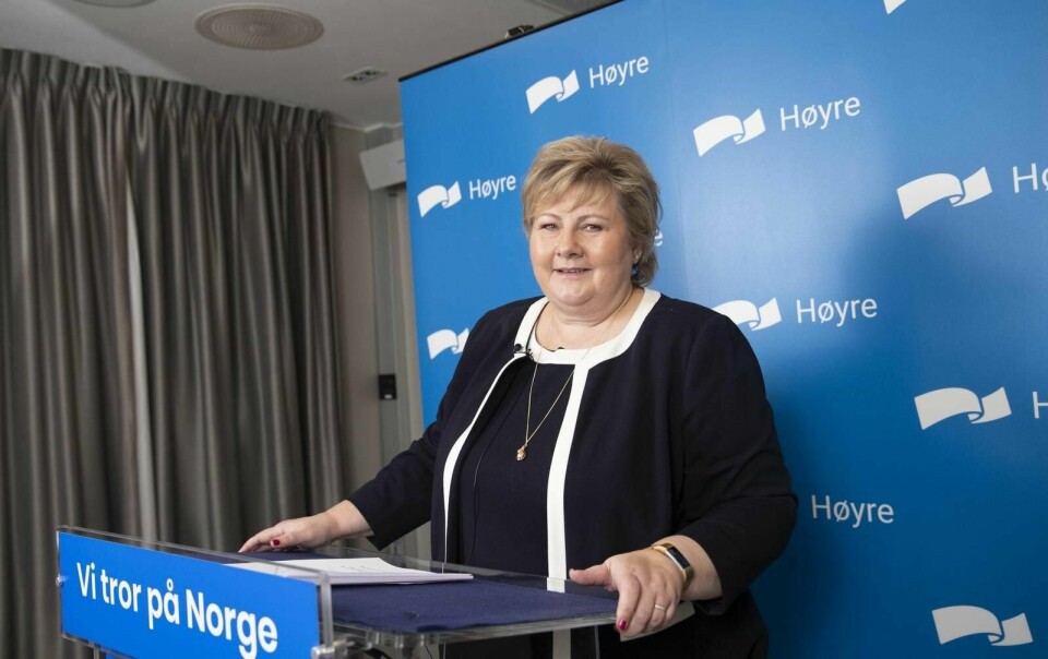 Erna Solberg måtte gi seg da opposisjonen presset gjennom forlengelse av permitteringsordningen. Foto: Terje Bendiksby/NTB