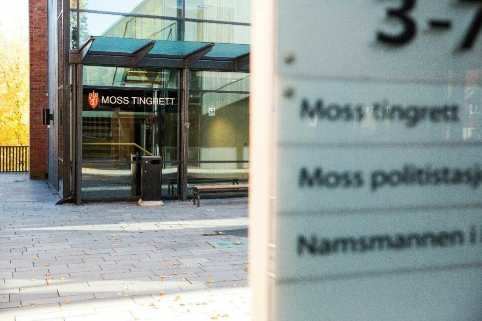 Moss tingrett var uenig med aktor, og dømte en mossing til 45 timers samfunnsstraff. Moss tingrett var uenig med aktor, og dømte en mossing til 45 timers samfunnsstraff.