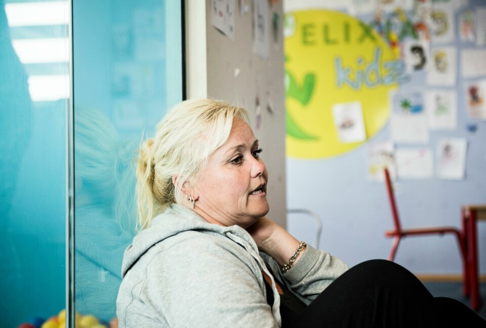 TØFFE TAK: Hadde Veronika skulle tegnet en lykkekurve over livet sitt, hadde den fått en brå nedtur for noen år siden. - Jeg hadde ikke råd til å skille meg, sier hun.Veronika Andersen TØFFE TAK: Hadde Veronika skulle tegnet en lykkekurve over livet sitt, hadde den fått en brå nedtur for noen år siden. - Jeg hadde ikke råd til å skille meg, sier hun.
Veronika Andersen