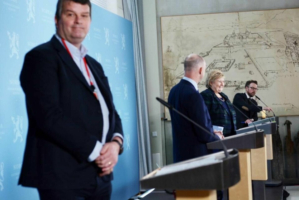LO-leder Hans-Christian Gabrielsen mener at regjeringen må gi politiet hjemler til å delta på a-krimkontroller. Mandag la regjeringen fram sin strategi mot arbeidslivskriminalitet.