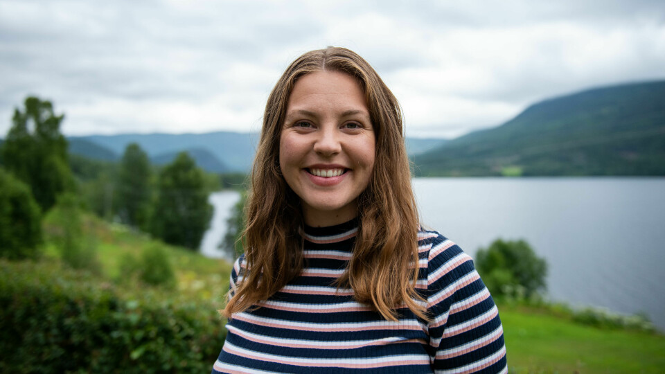 Sosialistisk ungdoms leder Synne Kronen Snyen mener det er urettferdig at kvinner må betale dyrt for å ha mensen. Sosialistisk ungdoms leder Synne Kronen Snyen mener det er urettferdig at kvinner må betale dyrt for å ha mensen.