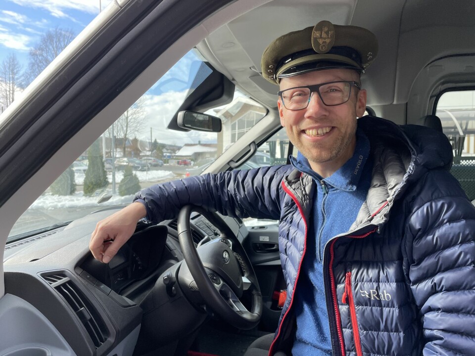 Sjåførlua til Stians farfar har vært en del av moroa rundt bussturene fra skolen til løypene. Sjåførlua til Stians farfar har vært en del av moroa rundt bussturene fra skolen til løypene.